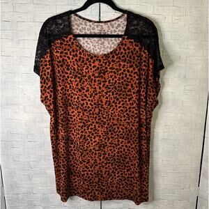 Torrid Supersoft Knit Animal Print Top Lace Detail on Sleeves mobwife plus size